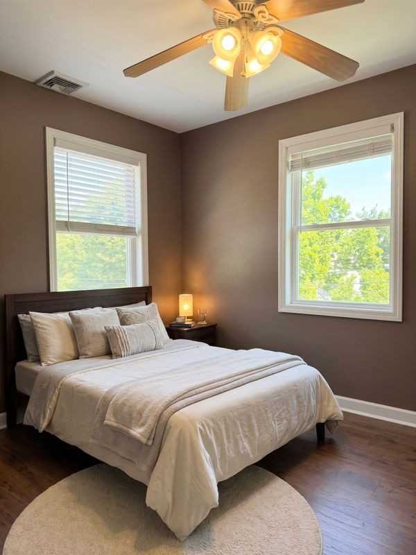 154 Oldfield Ave ##B - Photo 3 of 6