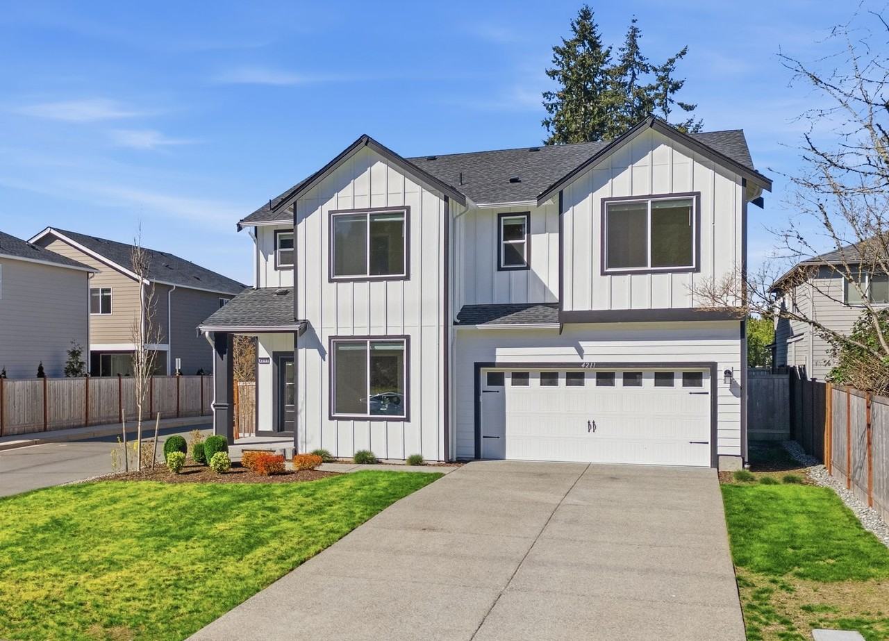 4211 208th Pl Se - Photo 3 of 50