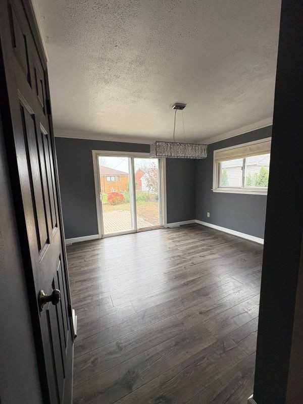 2625 Walnut St - Photo 4 of 21
