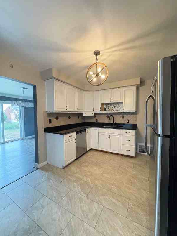 2625 Walnut St - Photo 6 of 21