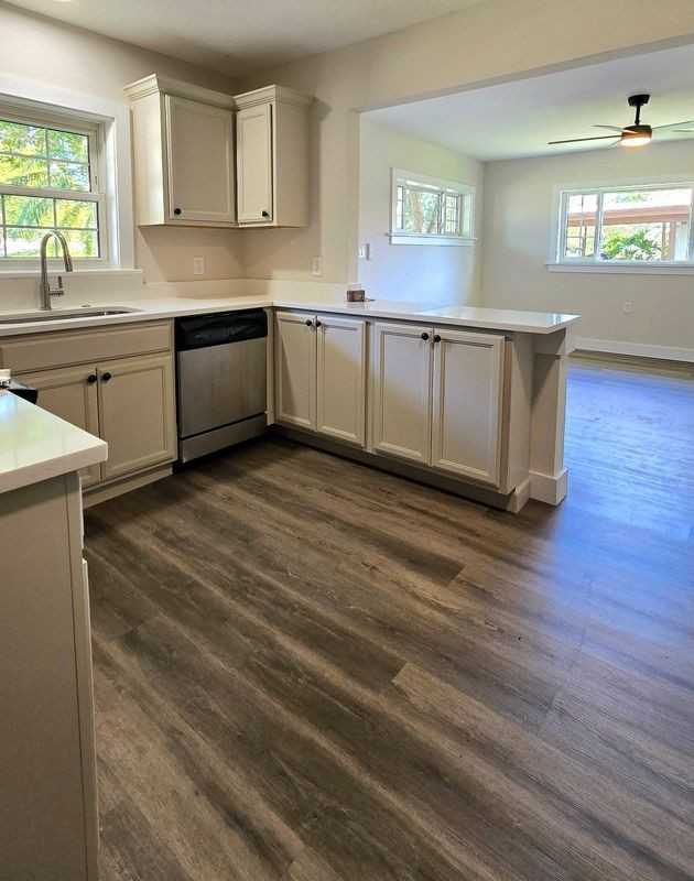 2709 Arc Dr - Photo 3 of 3