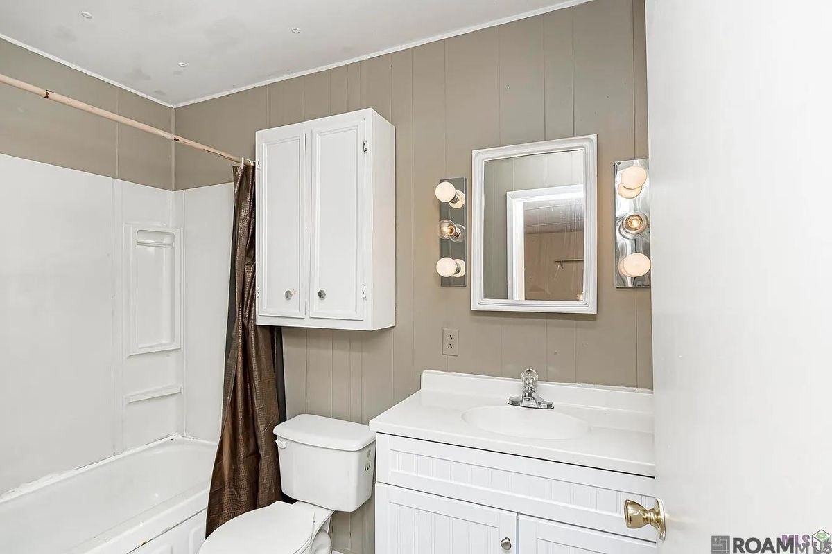42547 Norwood Rd - Photo 2 of 9