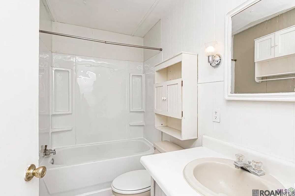 42547 Norwood Rd - Photo 4 of 9