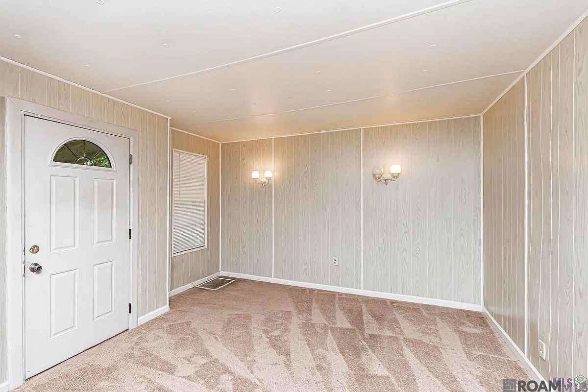 42547 Norwood Rd - Photo 5 of 9