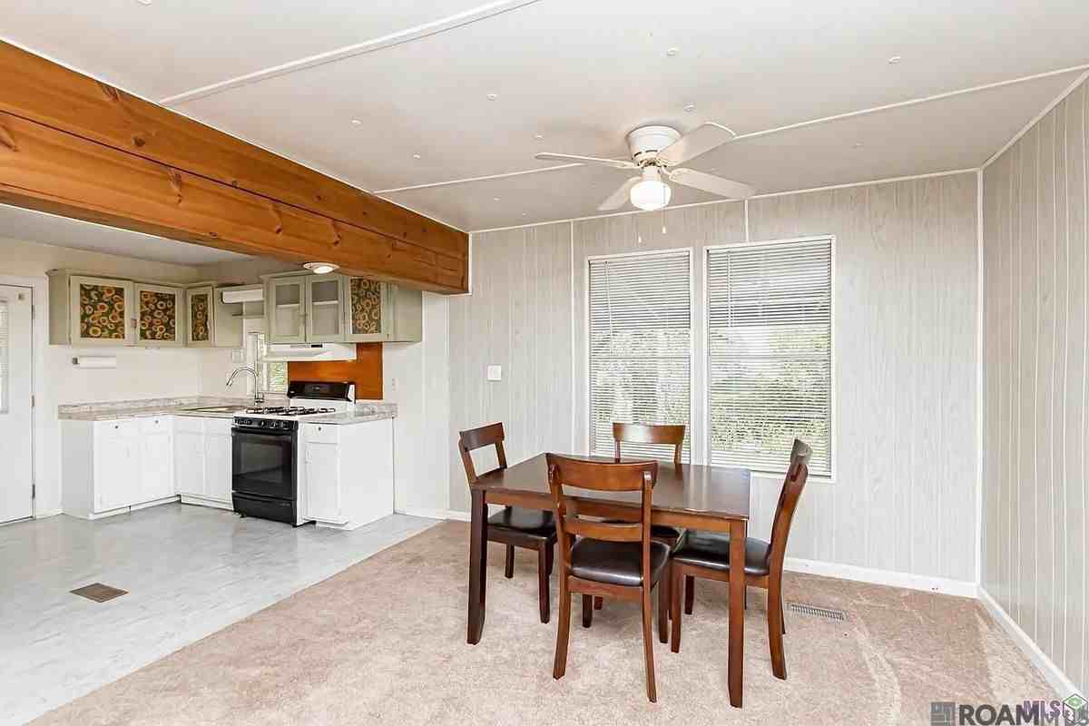 42547 Norwood Rd - Photo 7 of 9