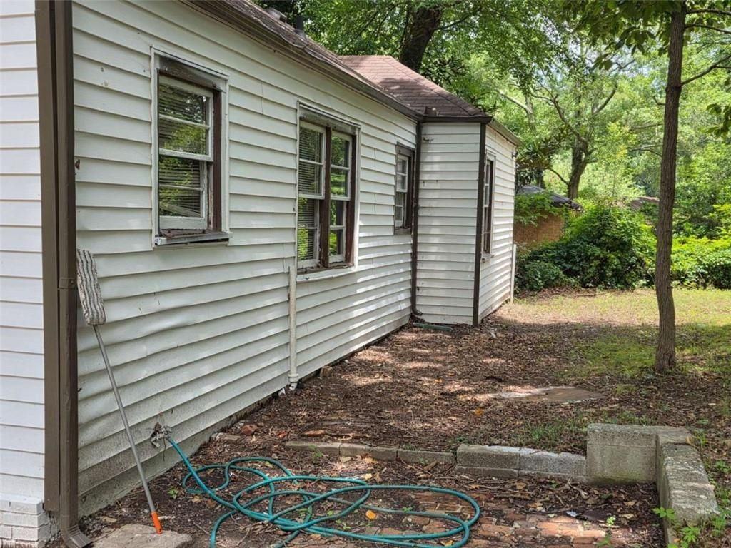 1336 Wichita Dr Sw - Photo 3 of 25