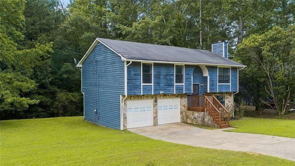 7055 Hania Dr - Photo 3 of 35