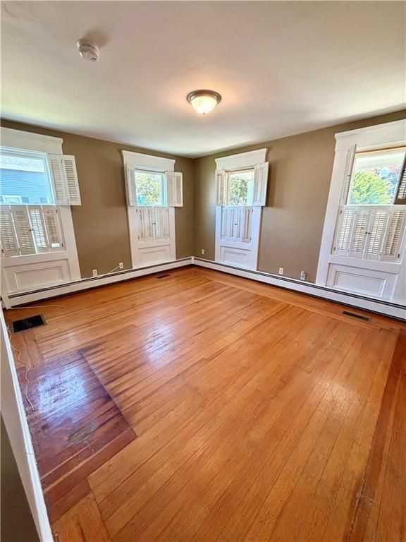 1561 Cranston St ##1 - Photo 7 of 22