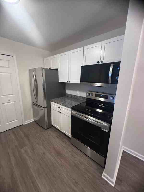 14208 Pinehurst Ln - Photo 3 of 26