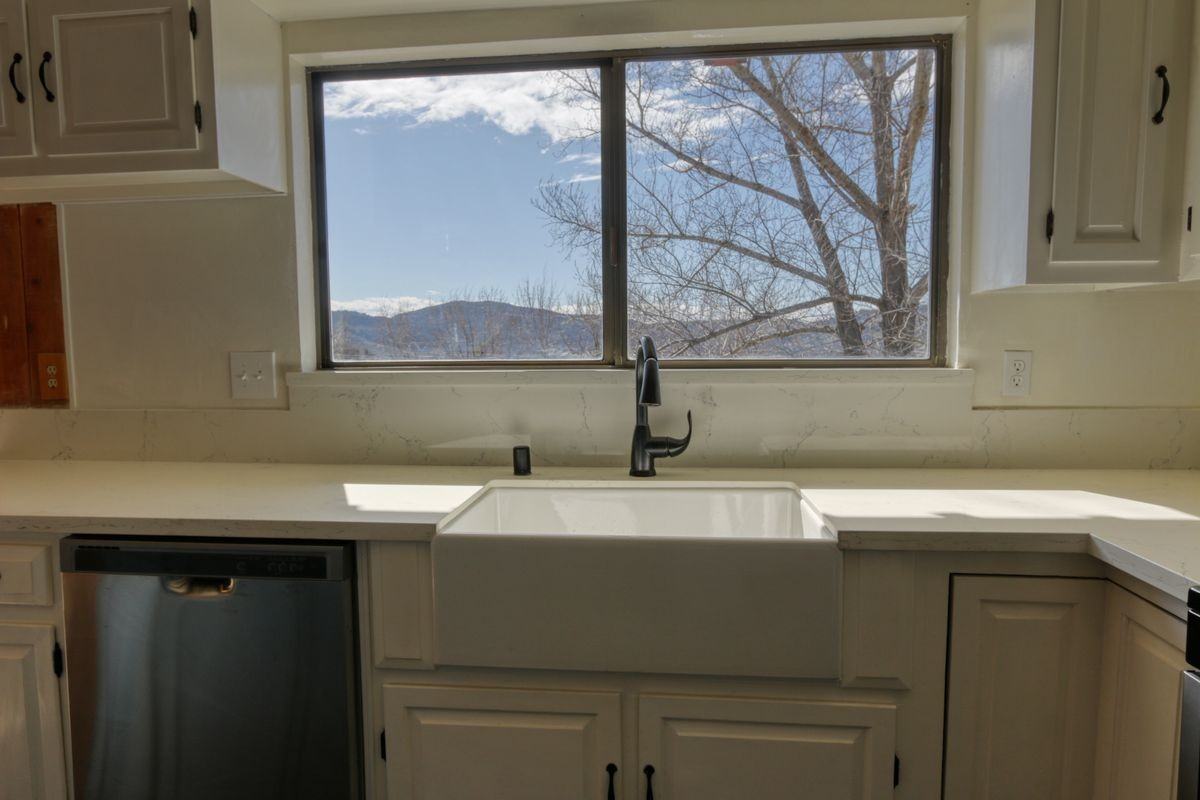 24450 Willow Pass Dr - Photo 4 of 24