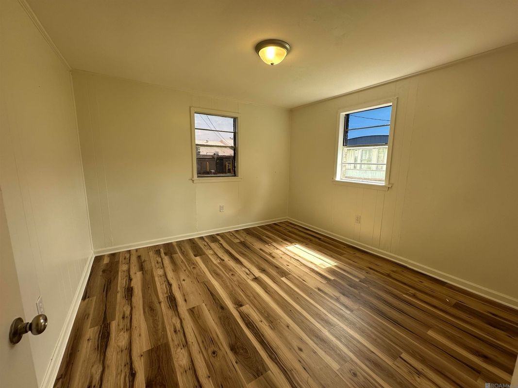 1814 Plantation Ave - Photo 3 of 9