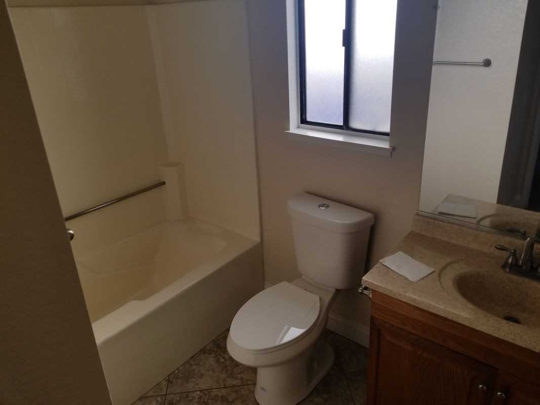 10943 Countryview Dr - Photo 2 of 15