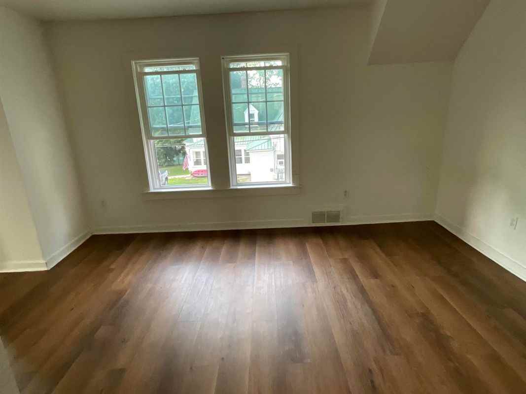 57 Washington St - Photo 6 of 15
