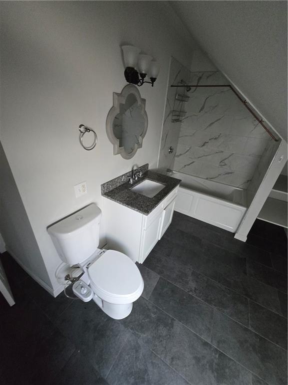 107 Ring St ##3 - Photo 3 of 8