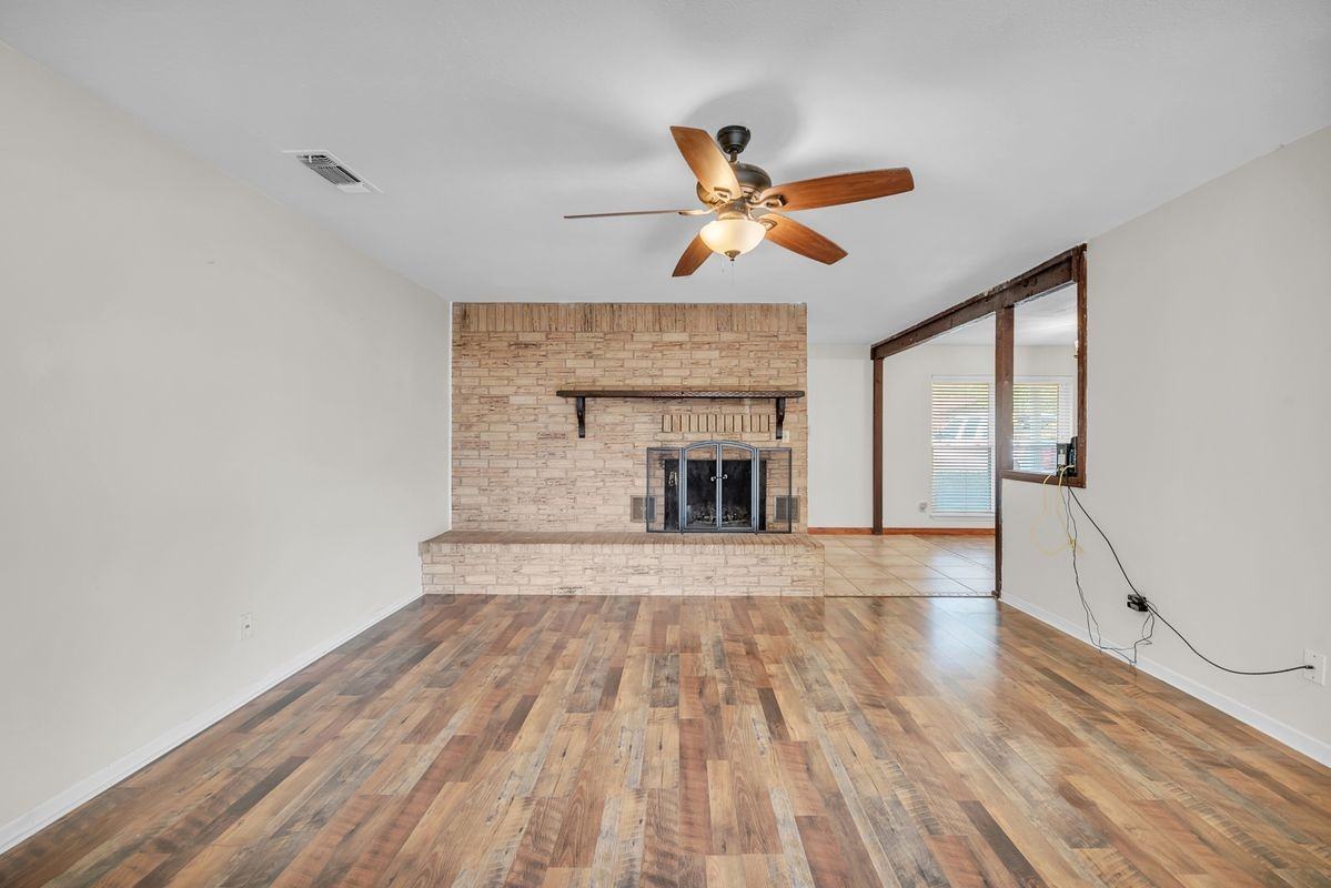613 Manning Dr - Photo 4 of 21