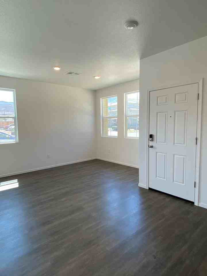 9535 Nautical Mile Rd - Photo 3 of 25