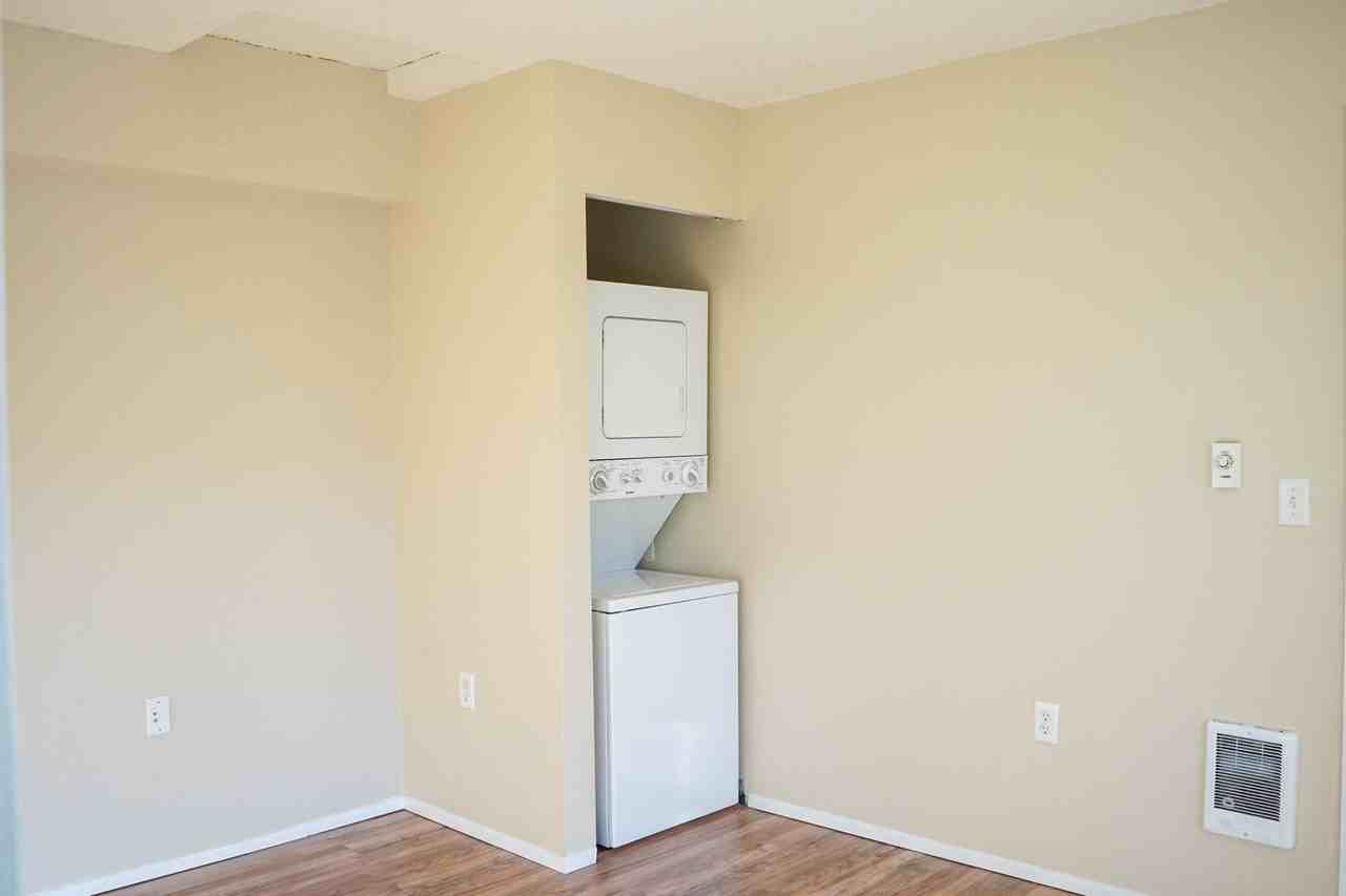 8635 N Leonard St #7 - Photo 7 of 9