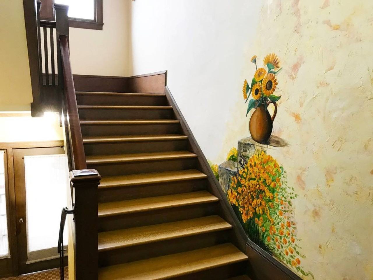 45th Street-1039 - Photo 3 of 19