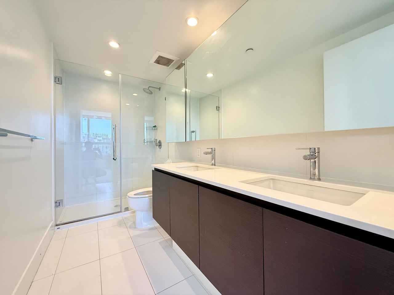 5508 Hollybridge Way #1303 - Photo 6 of 14