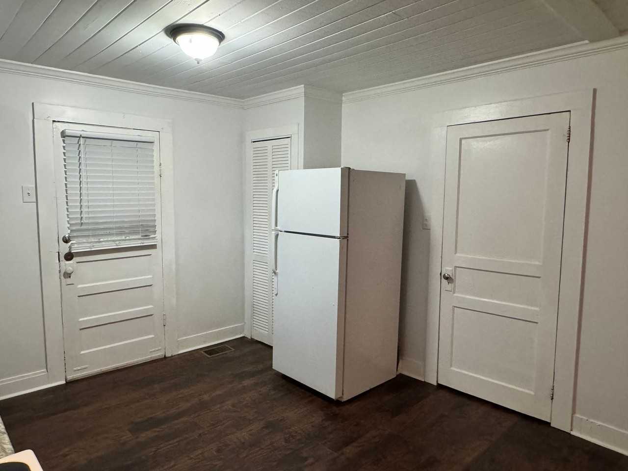 3015 Central Ave - Photo 4 of 17