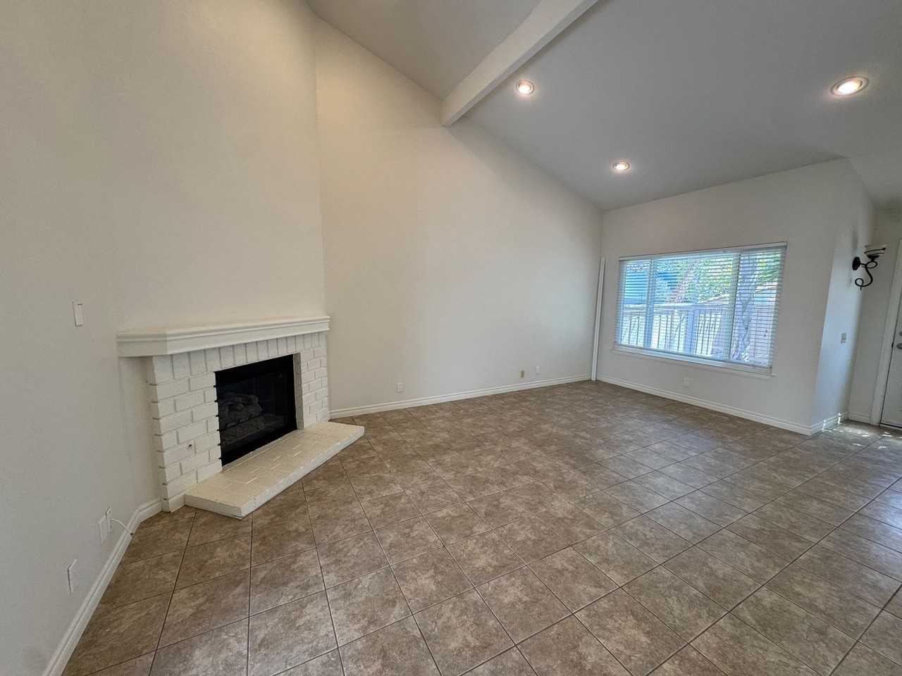 2088 Wetstone Ct - Photo 3 of 16
