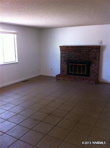 1202 Palo Verde Dr - Photo 2 of 3