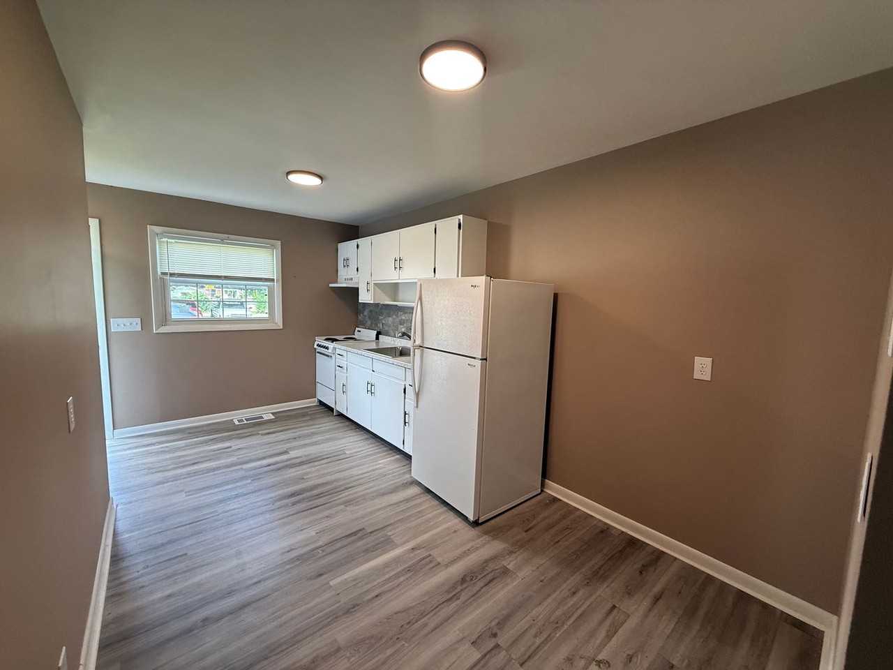 133 E Ravine Rd #1 - Photo 6 of 8