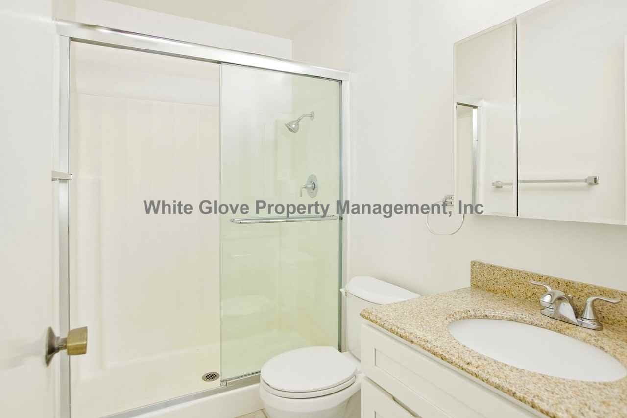 3772 Scottsdale Dr - Photo 7 of 16