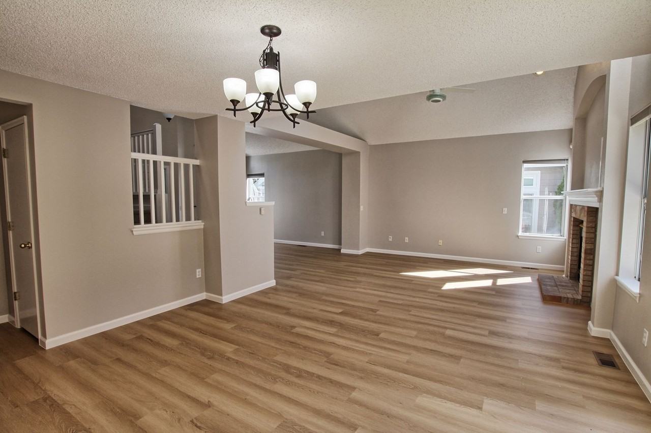 17048 Campo Dr - Photo 6 of 20