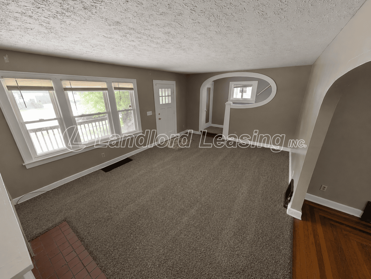 3433 Livingston Ave - Photo 2 of 15