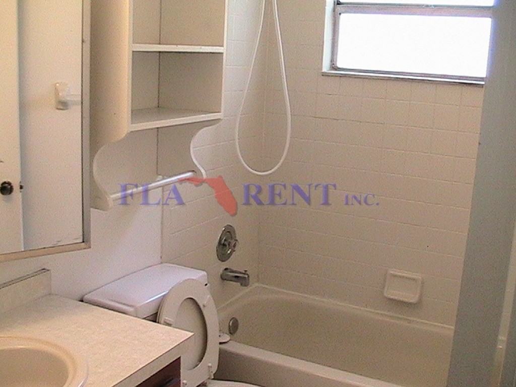 1309 Groveland Ave - Photo 6 of 7