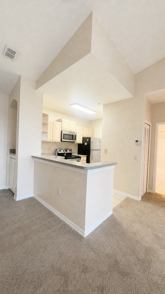 1420 Lake Shadow Cir - Photo 7 of 23