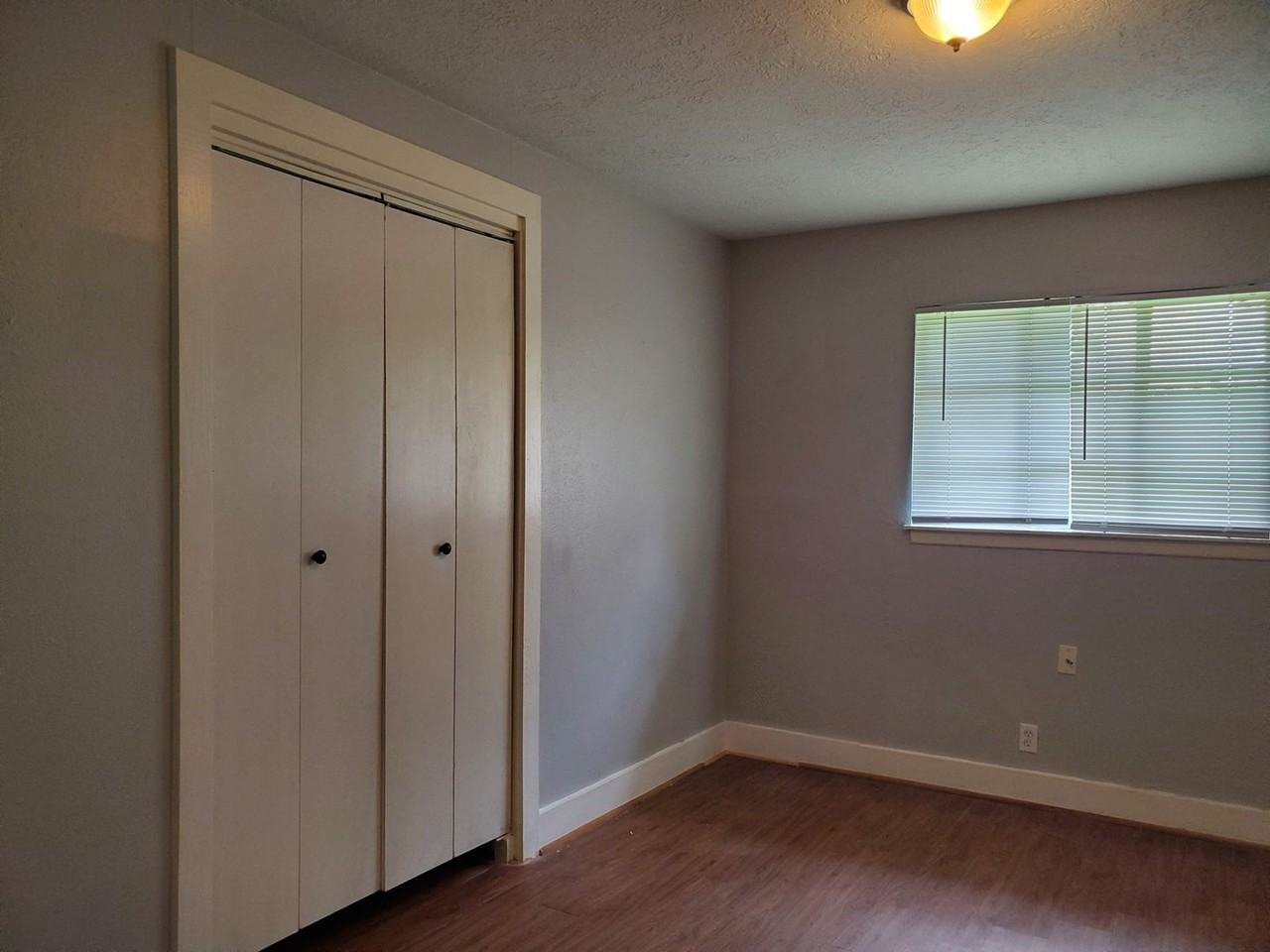7725 Helbig Rd - Photo 7 of 11