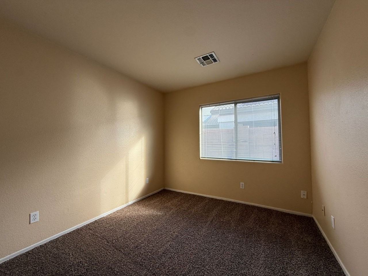13601 N 129th Dr - Photo 3 of 21