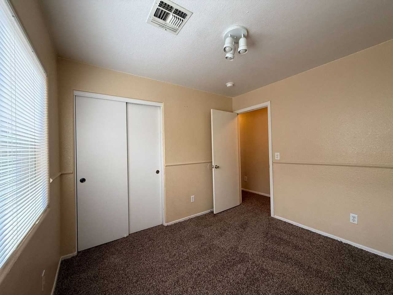 13601 N 129th Dr - Photo 7 of 21