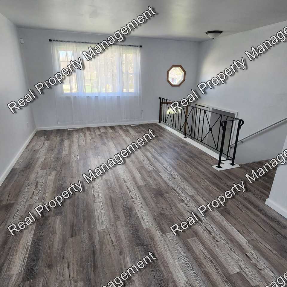 7942 Taney Pl - Photo 2 of 16