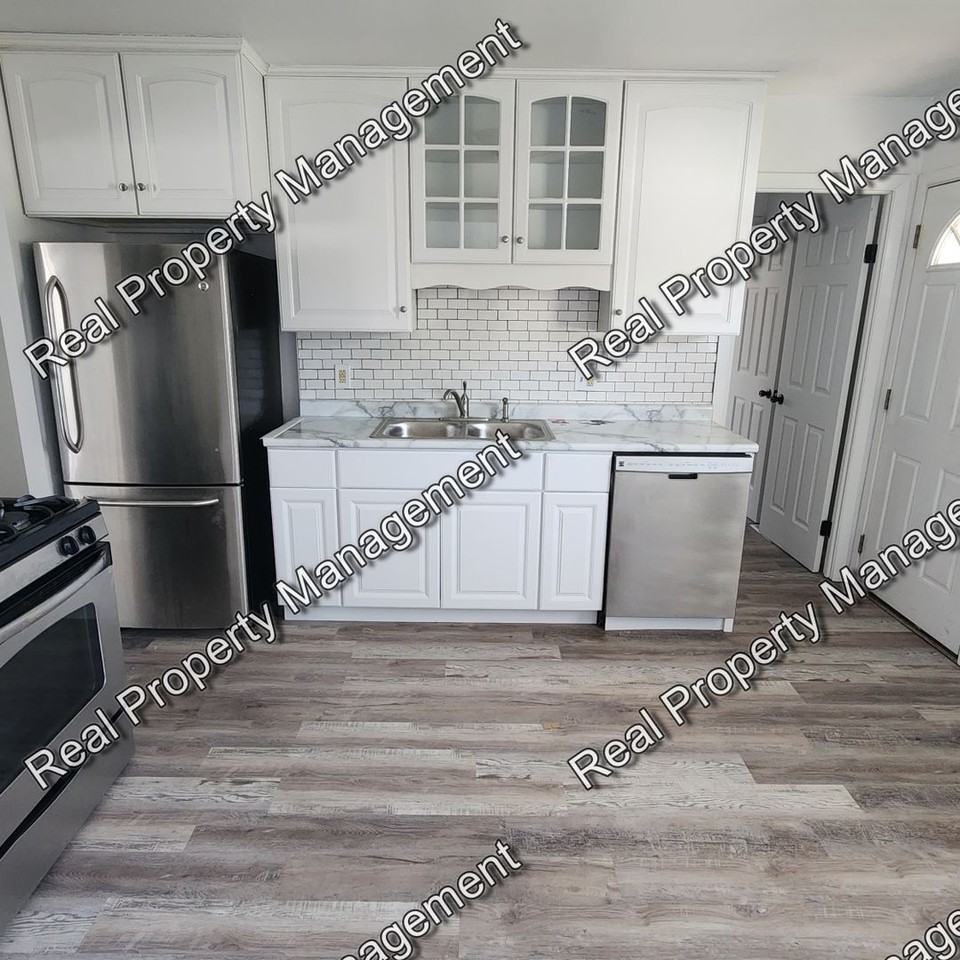 7942 Taney Pl - Photo 5 of 16