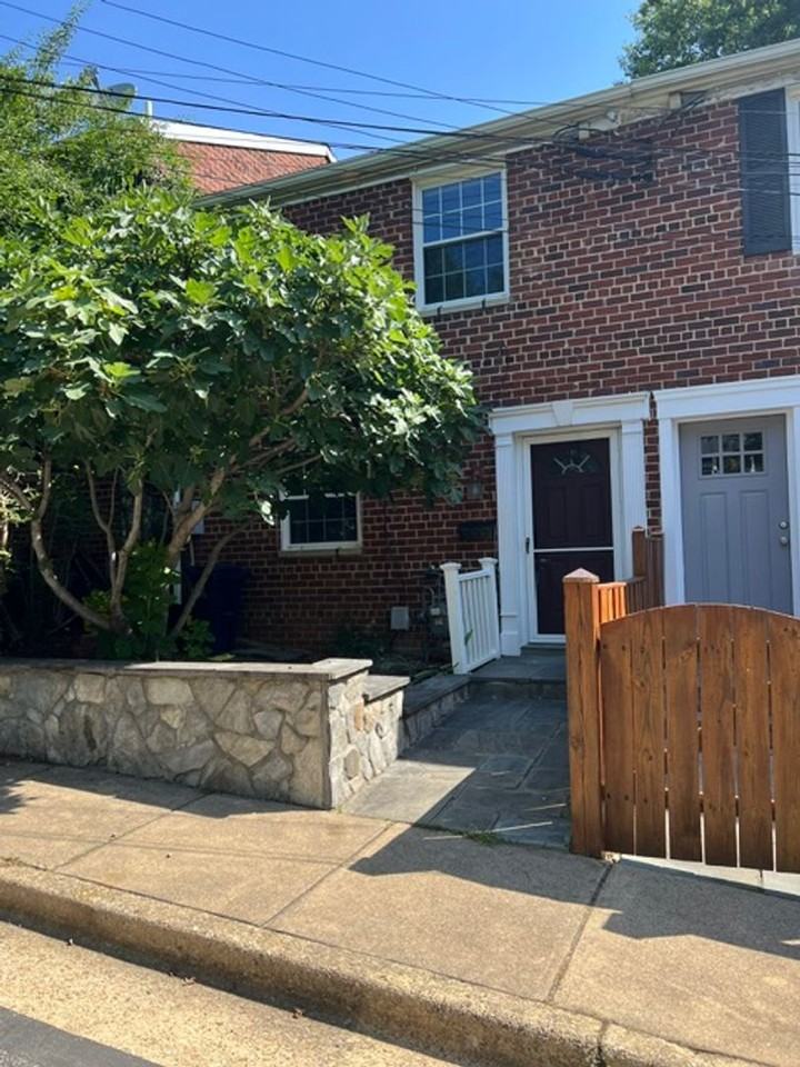 209 Burgess Ave