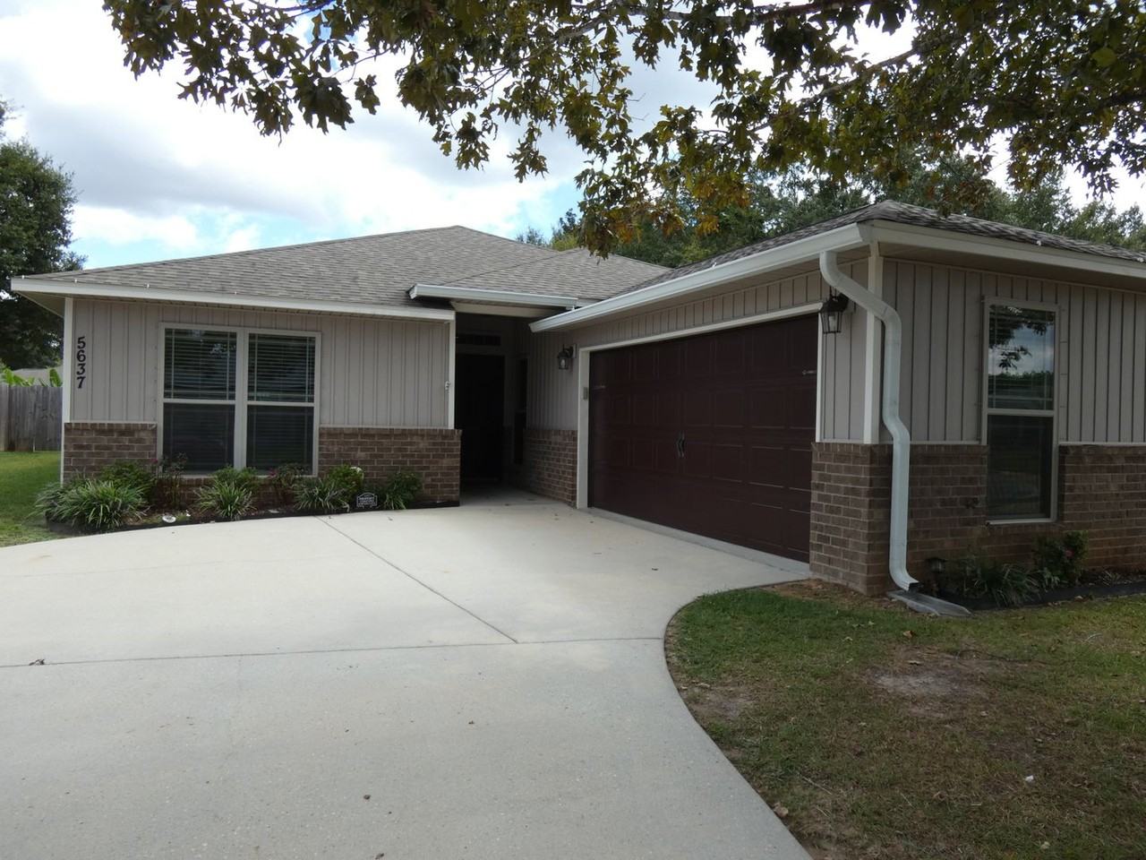 5637 Peach Dr - Photo 2 of 26