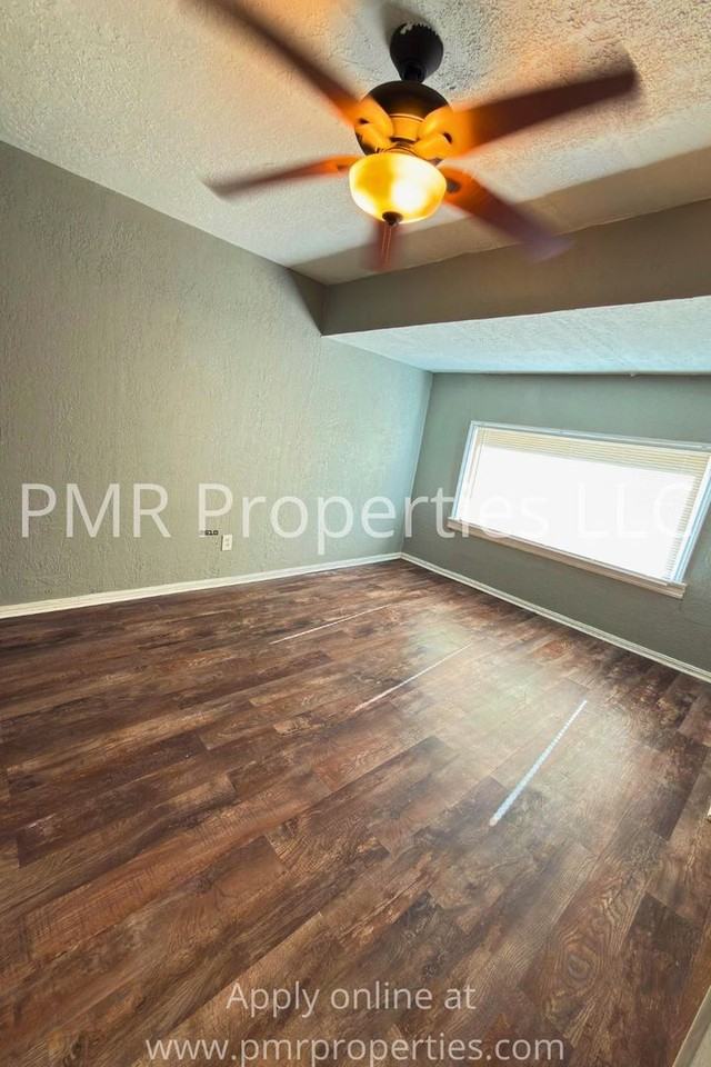 2904 Nw 19th St - Photo 5 of 10
