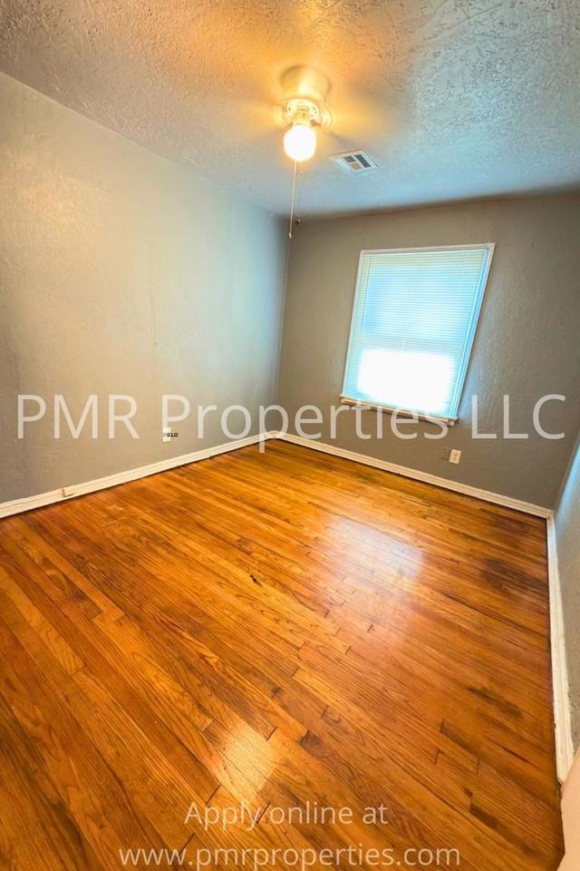 2904 Nw 19th St - Photo 7 of 10