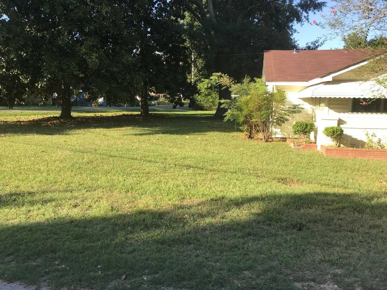 2501 Monroe St - Photo 2 of 14