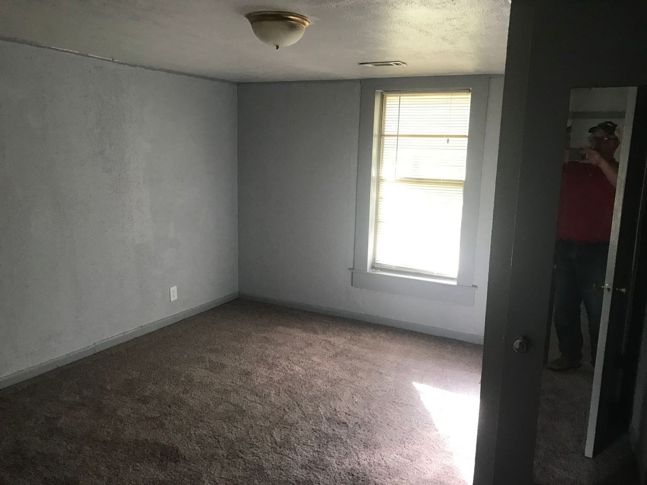 2501 Monroe St - Photo 5 of 14