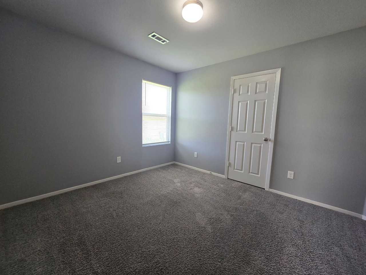 2416 Kenneth Dr - Photo 6 of 14