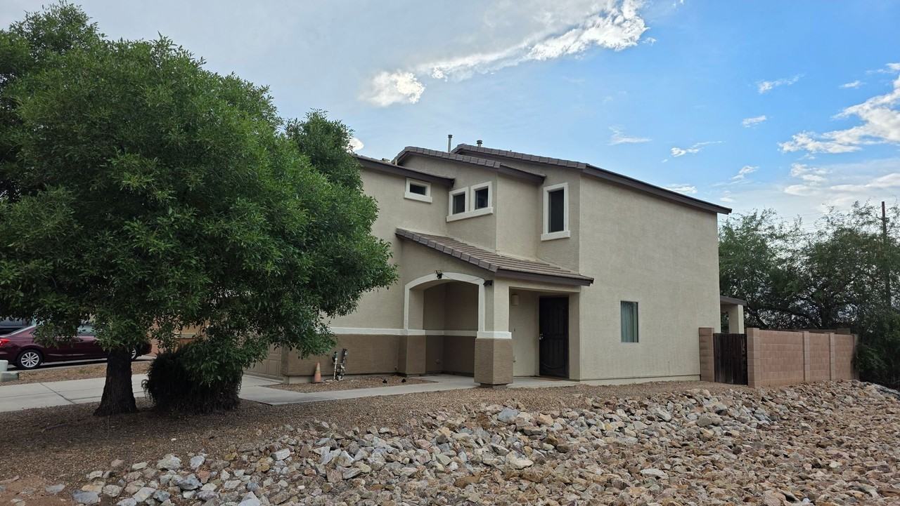 4763 E American Beauty Dr - Photo 4 of 22