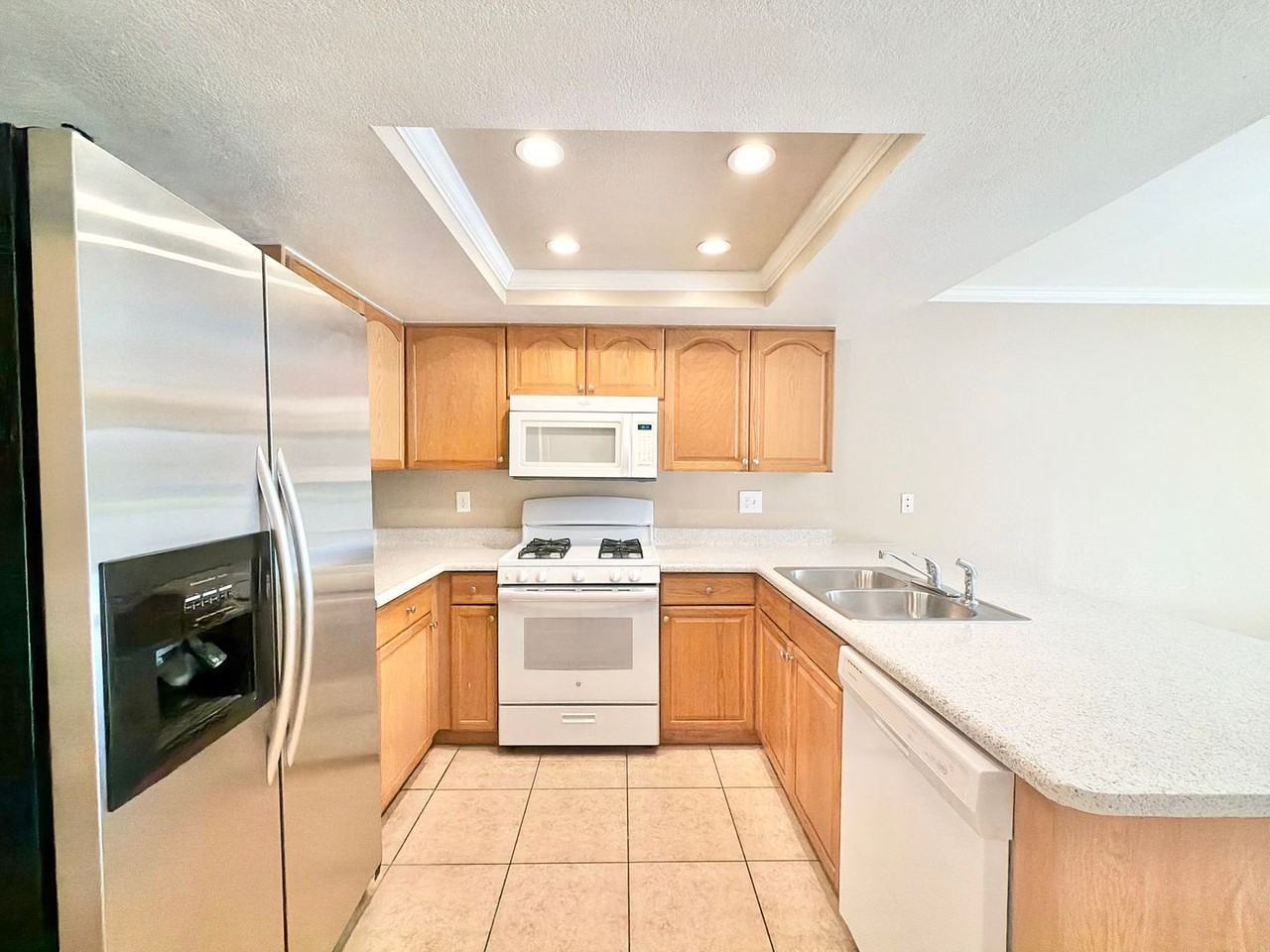 32945 Cielo Vista Rd #B - Photo 7 of 27