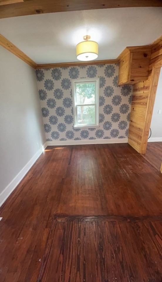 710 Green St - Photo 6 of 7