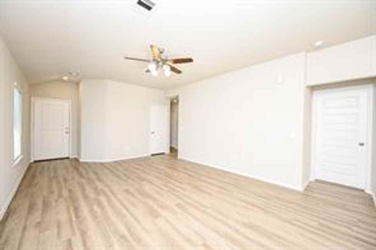 21306 Northern Light Dr - Photo 7 of 19
