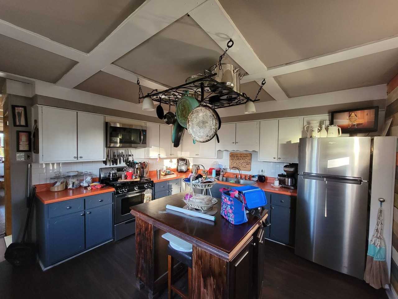 3520 Macceo Dr - Photo 3 of 48