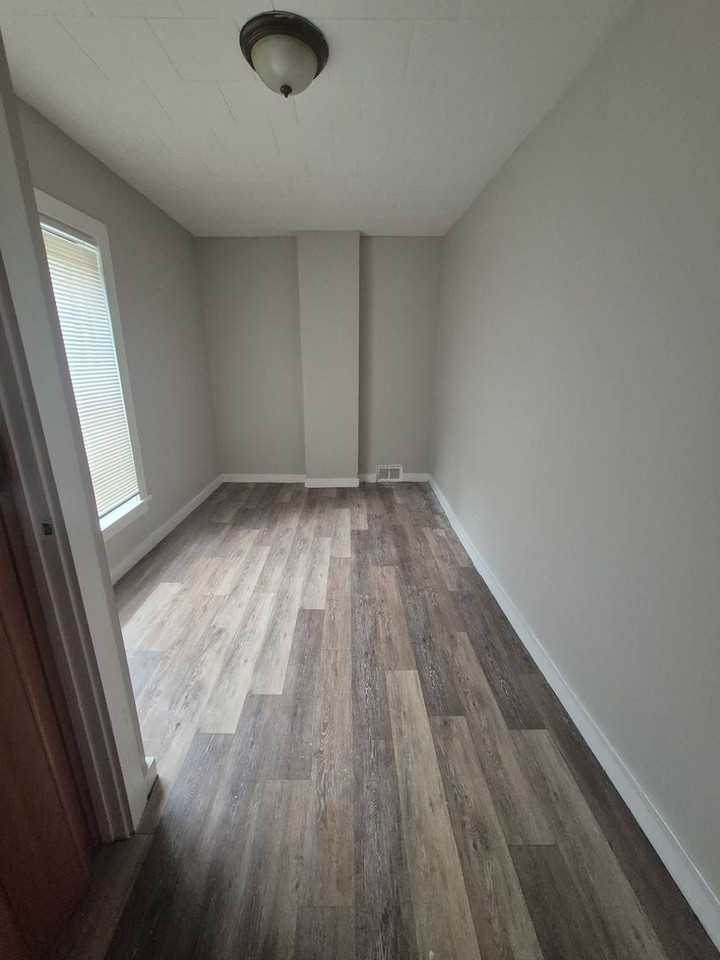16 Asbury St - Photo 5 of 14